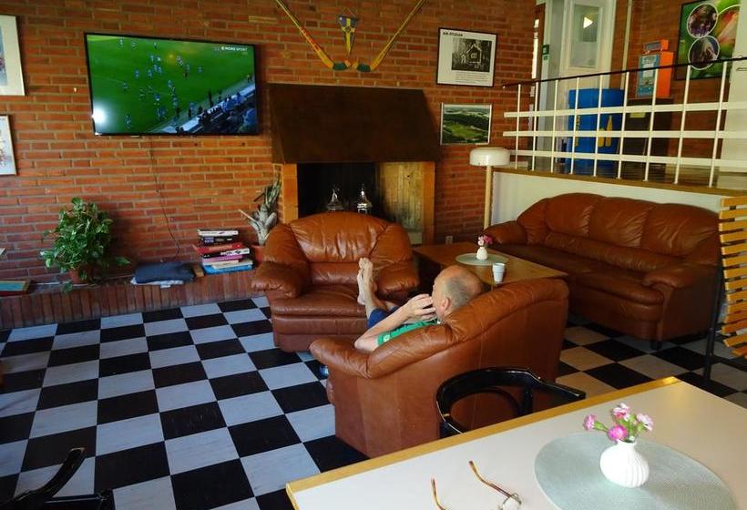 Hostel Ekbacken Sporthotell | Katrineholm | Sodermanlands Lan | Sweden 14