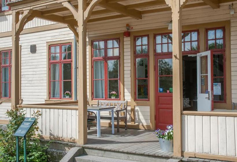 Ronneby Brunnspark Vandrarhem Och B&b | Ronneby | Blekinge Lan | Sweden 6