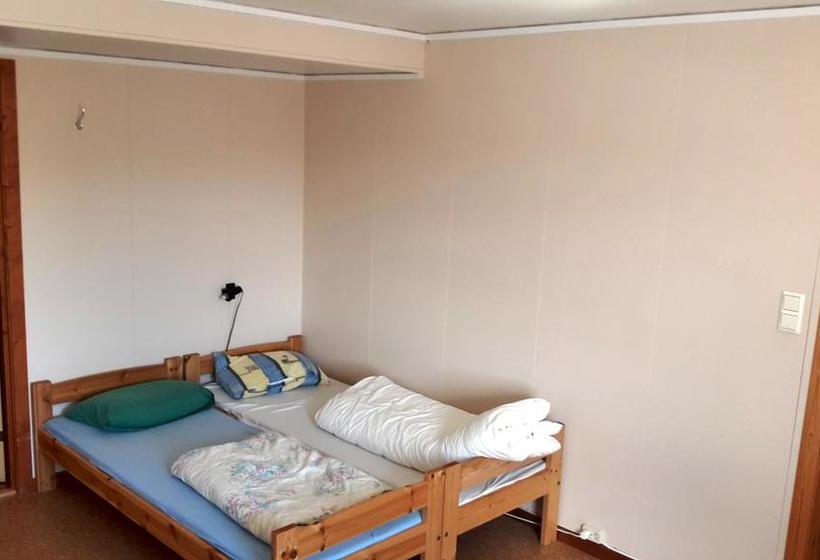 Hostel Johs. H. Giaever | Henningsvaer | Nordland | Norway 5