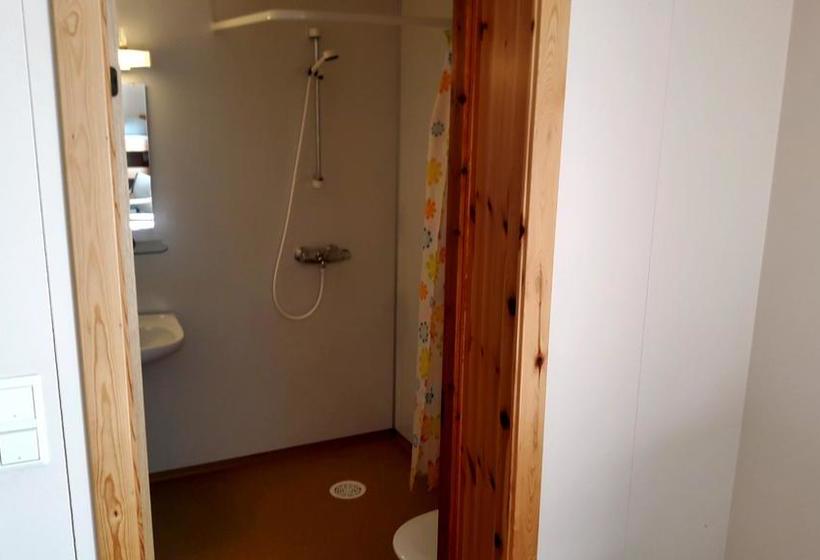 Hostel Johs. H. Giaever | Henningsvaer | Nordland | Norway 6