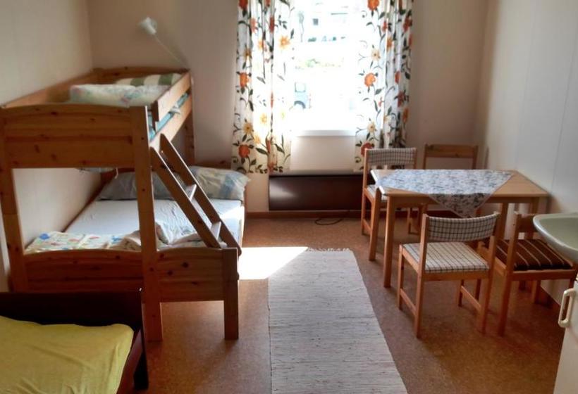 Hostel Johs. H. Giaever | Henningsvaer | Nordland | Norway 8