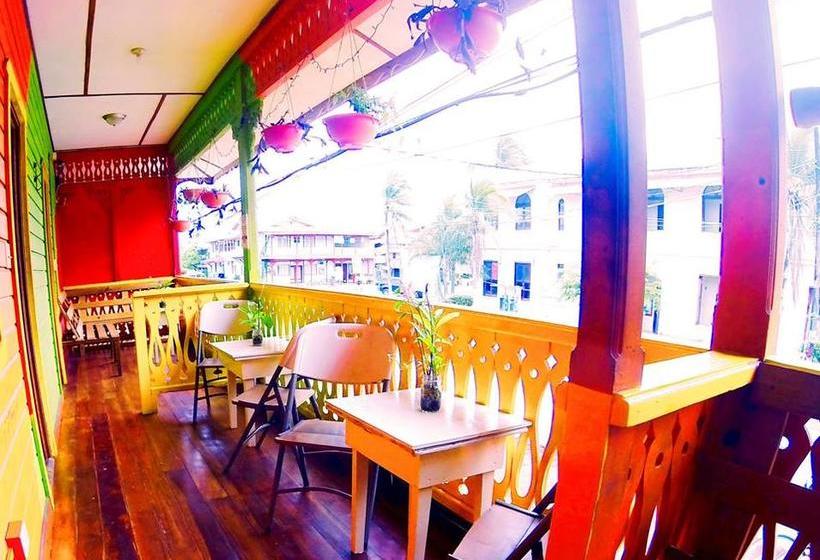 Calipso Hostel Bocas Del Toro | Bocas del Toro | Bocas del Toro | Panama 17