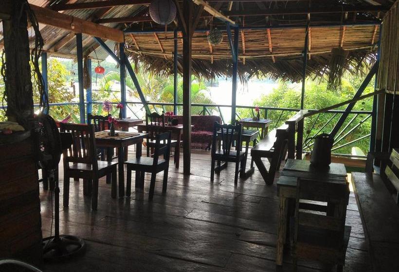 Hotel Ushuaia | Old Bank | Bocas del Toro | Panamá 14