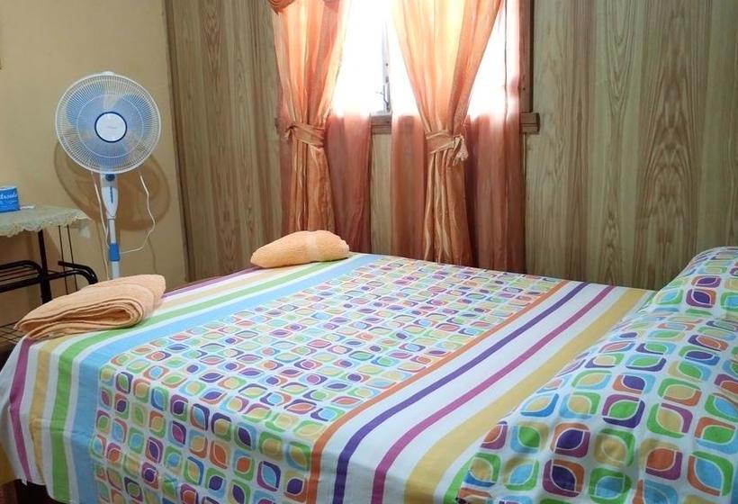 Albergue Hostal Doña Irma Bocas | Bocas del Toro | Bocas del Toro | Panamá 1