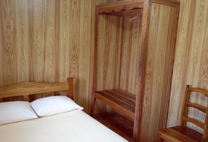 Albergue Hostal Doña Irma Bocas | Bocas del Toro | Bocas del Toro | Panamá 6