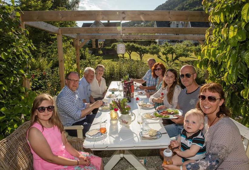 Bed and Breakfast Villa Solvorn | Solvorn | Sogn og Fjordane | Norway 10