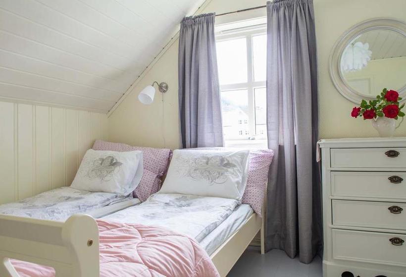 Bed and Breakfast Villa Solvorn | Solvorn | Sogn og Fjordane | Norway 13