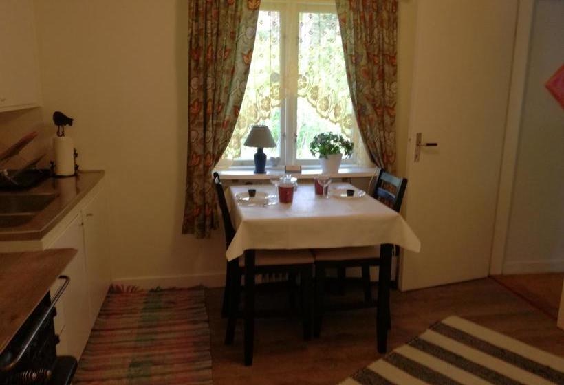 Bed and Breakfast Huset Mitt I Byn | Jonkoping | Jonkopings Lan | Sweden 7