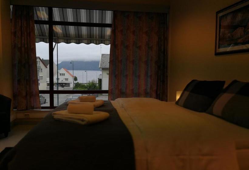 Volda Hi Hostel & Motel | Volda | More og Romsdal | Norway 17