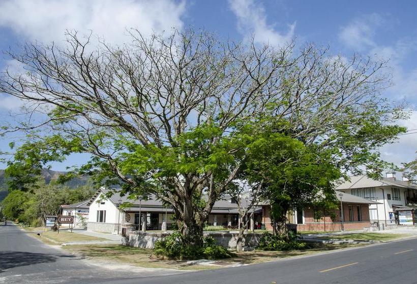 Hotel Paseo Suites Anton El Valle de Anton