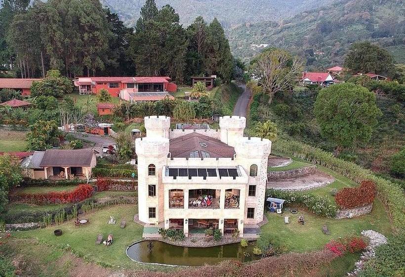 Albergue Bambuda Castle | Boquete | Chiriquí | Panamá 2