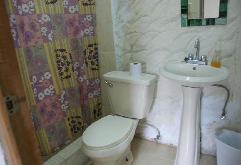 Albergue Hostal Orquidea | El Valle de Anton | Coclé | Panamá 14