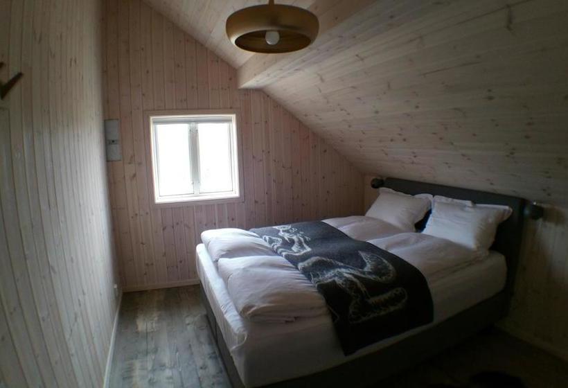 Bed and Breakfast Lysvoldbrygga | Henningsvaer | Nordland | Norway 1