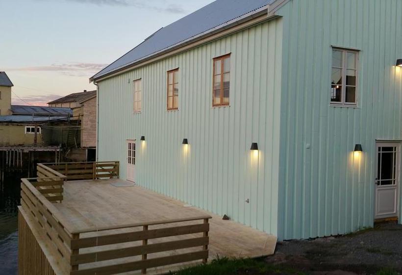 Bed and Breakfast Lysvoldbrygga | Henningsvaer | Nordland | Norway 10