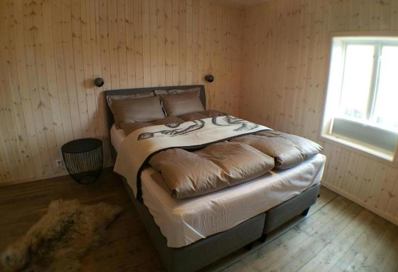 Bed and Breakfast Lysvoldbrygga | Henningsvaer | Nordland | Norway 2