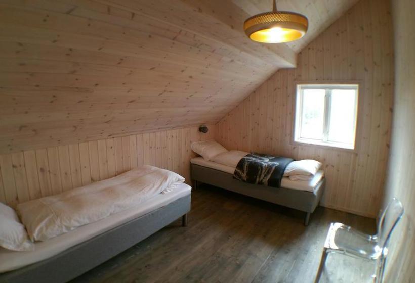 Bed and Breakfast Lysvoldbrygga | Henningsvaer | Nordland | Norway 3