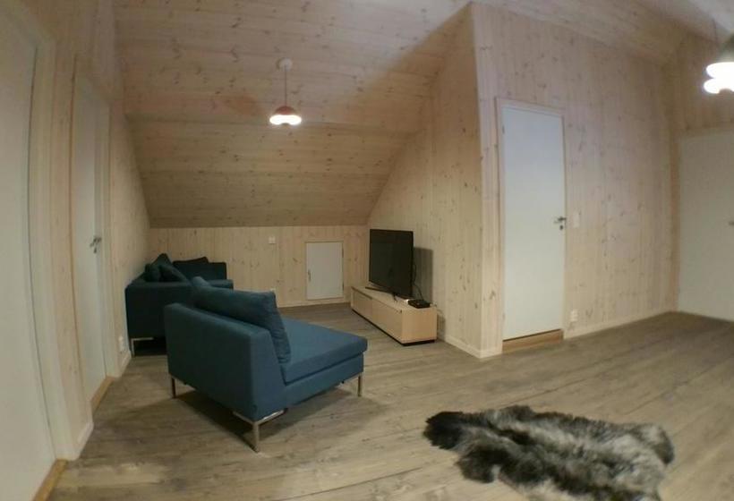 Bed and Breakfast Lysvoldbrygga | Henningsvaer | Nordland | Norway 4