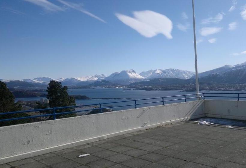 Norhostel Apartment | Alesund | More og Romsdal | Norway 1