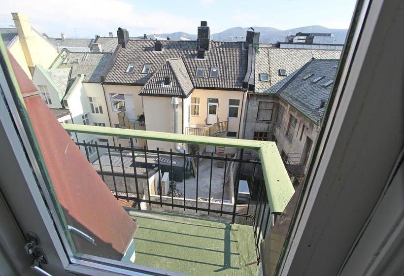 Norhostel Apartment | Alesund | More og Romsdal | Norway 15