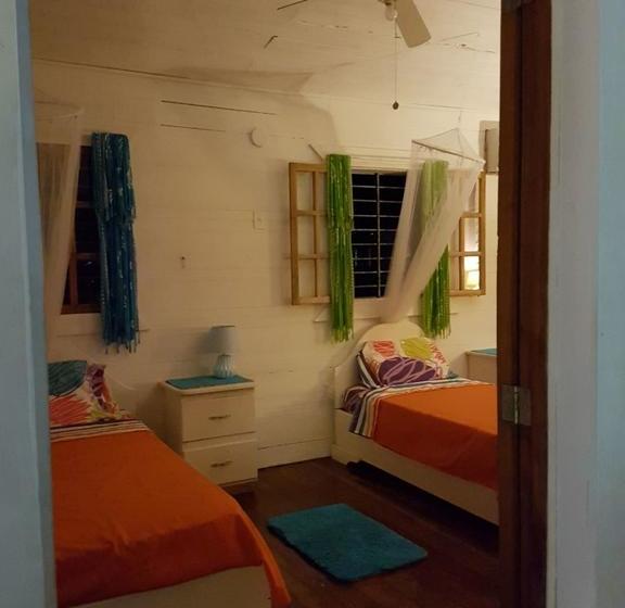 Bed and Breakfast Karma On The Water | Bocas del Toro | Bocas del Toro | Panamá 1