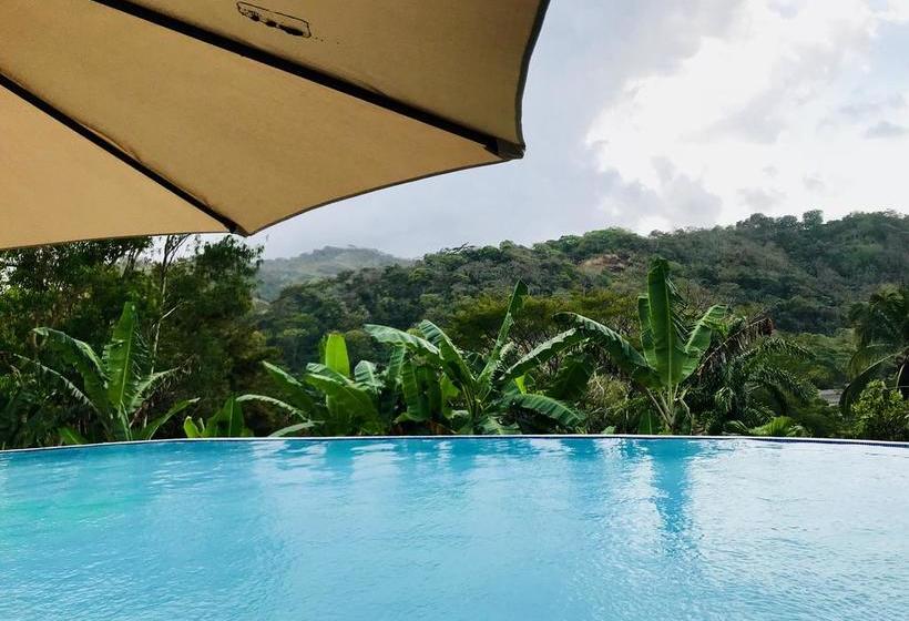 Hotel Ranchos De Chalia | Colón | Colón | Panamá 12