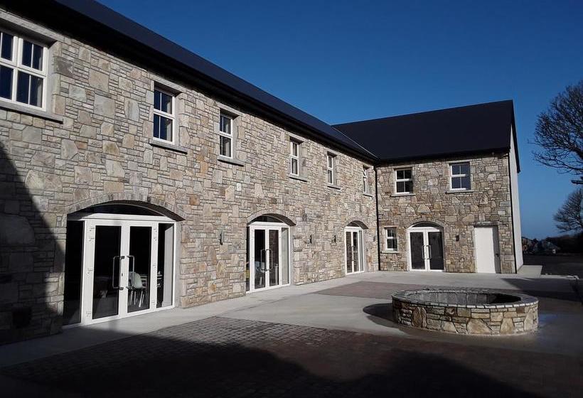 Hostel Burkes Of Ballycastle Accommodation | Ballycastle | Mayo | Ireland 11