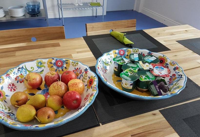 Hostel Burkes Of Ballycastle Accommodation | Ballycastle | Mayo | Ireland 3