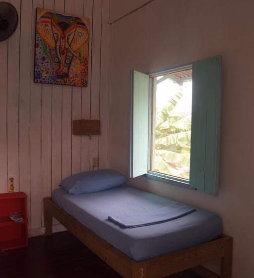 Twin Fin Hostels | Bocas del Toro | Bocas del Toro | Panamá 17