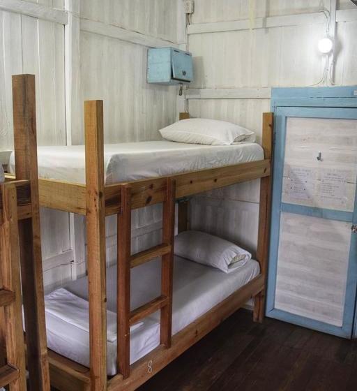 Twin Fin Hostels | Bocas del Toro | Bocas del Toro | Panamá 7