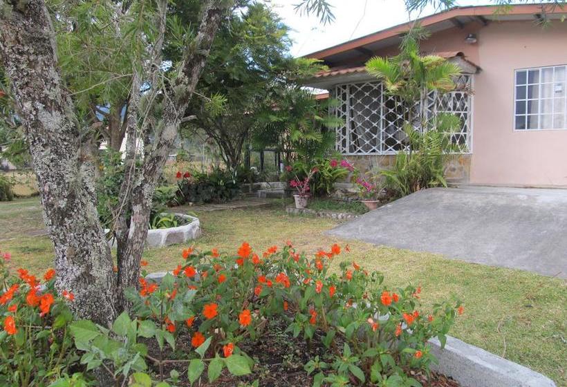Albergue Casa Mirandita | Volcán | Chiriquí | Panamá 19