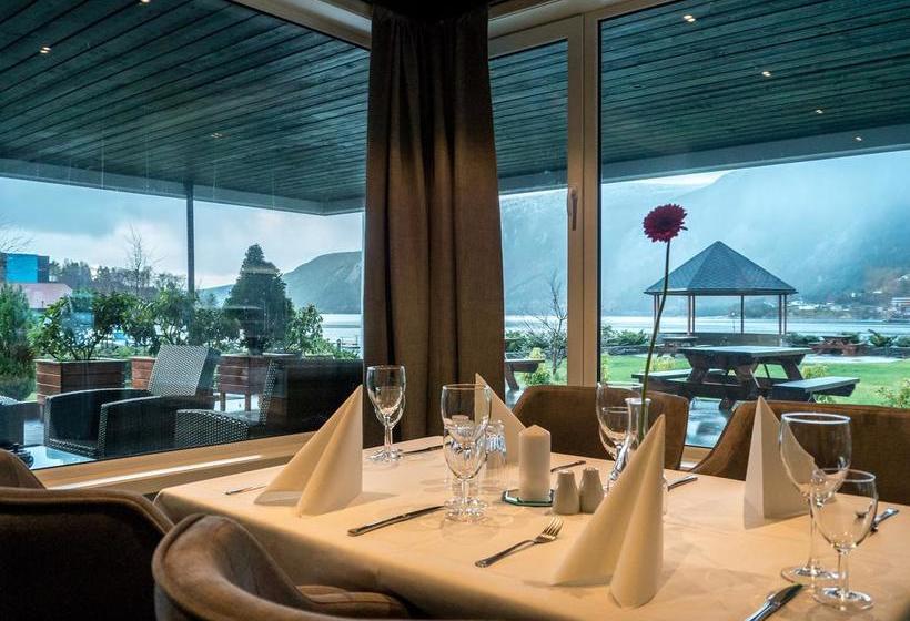 Hotel Bremanger Fjord L | Svelgen | Sogn og Fjordane | Norway 20