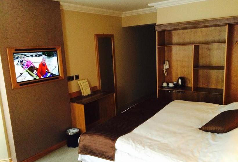 Hotel The Farnham Arms Cavan