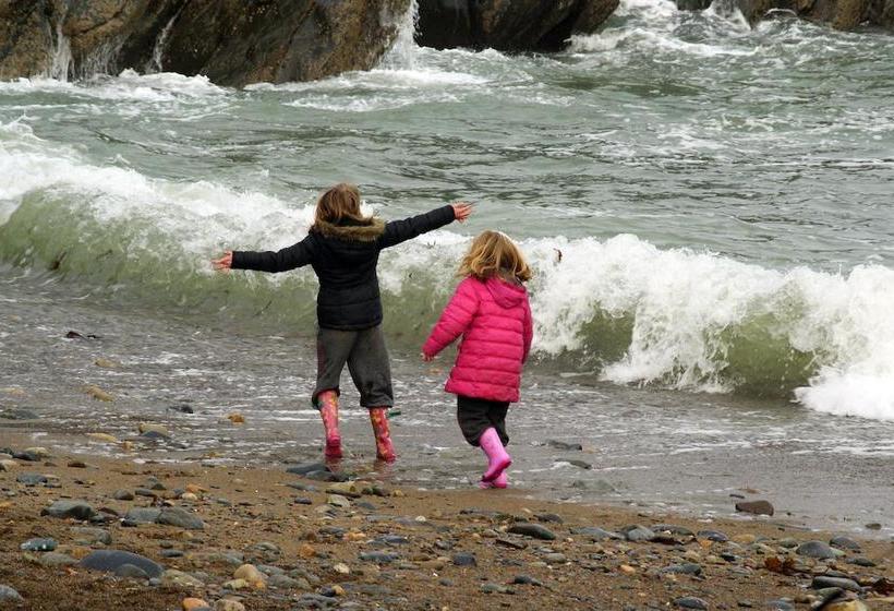 Beach Haven Holiday Hostel | Tramore | Waterford | Ireland 11