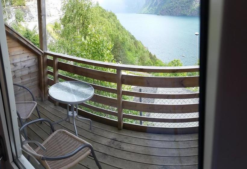 Hellesylt Hostel and Motel | Hellesylt | More og Romsdal | Norway 16