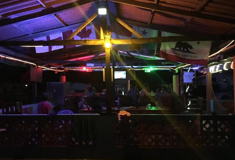 Albergue Johnny Fiestas | Las Lajas | Chiriquí | Panamá 2