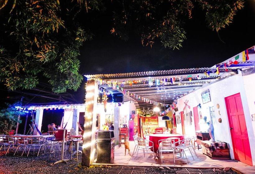 Albergue Hostal La Casa De Juan | El Valle de Anton | Coclé | Panamá 11