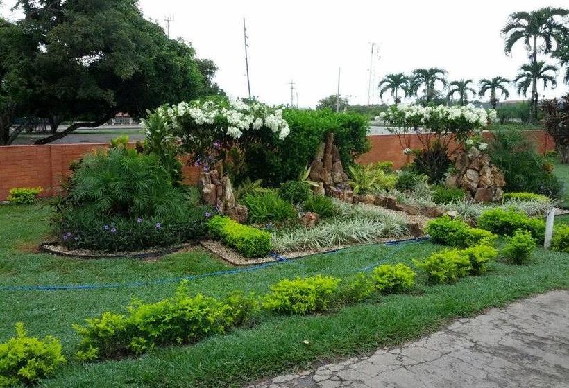 Hotel Plaza | Santiago | Veraguas | Panamá 3