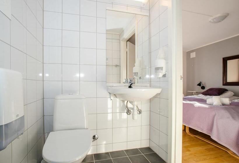 Lofoten Arctic Hotel Knusarn | Henningsvaer | Nordland | Norway 5