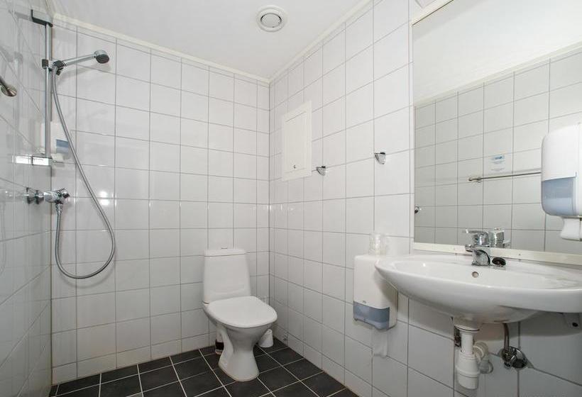 Lofoten Arctic Hotel Knusarn | Henningsvaer | Nordland | Norway 6