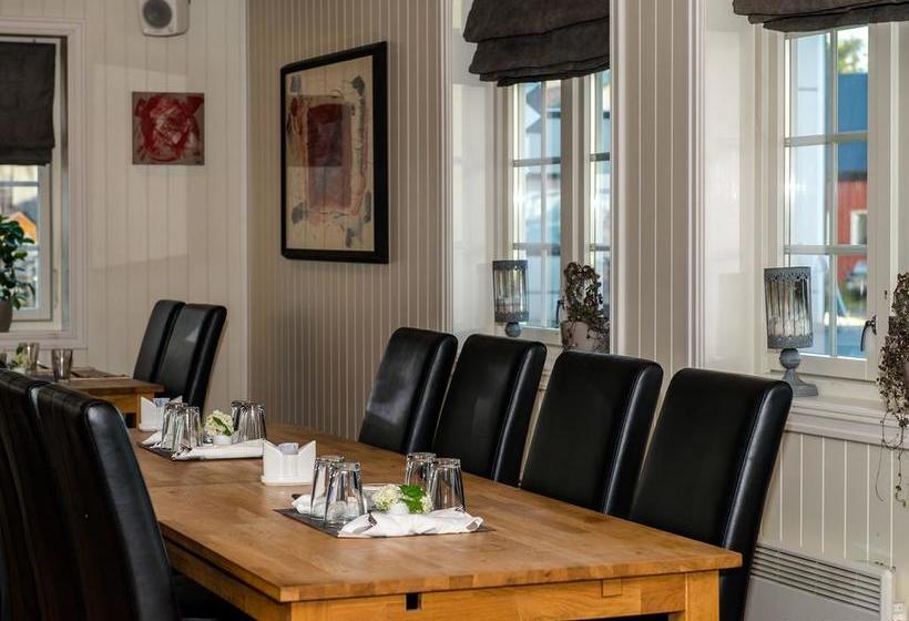 Lofoten Arctic Hotel Knusarn | Henningsvaer | Nordland | Norway 9