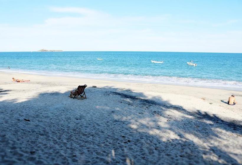 Taca Tucan Hostel | Playa Blanca | Coclé | Panamá 13