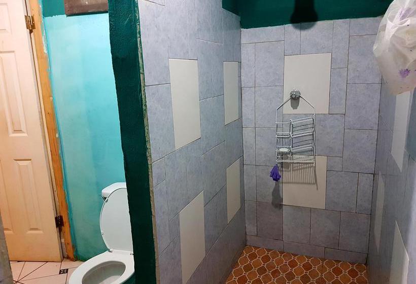 Bambú Hostel | David | Chiriquí | Panamá 11