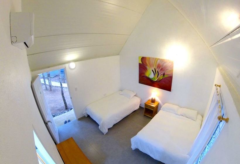 Tipi Hostel | Las Escobas del Venado | Los Santos | Panamá 8