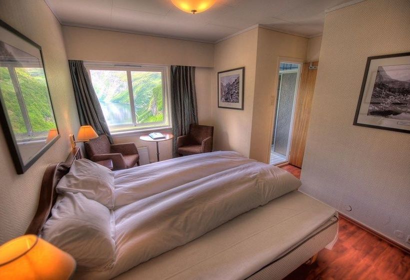 Hotel Utsikten | Stranda | More og Romsdal | Norway 14