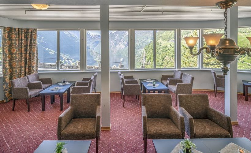 Hotel Utsikten | Stranda | More og Romsdal | Norway 2