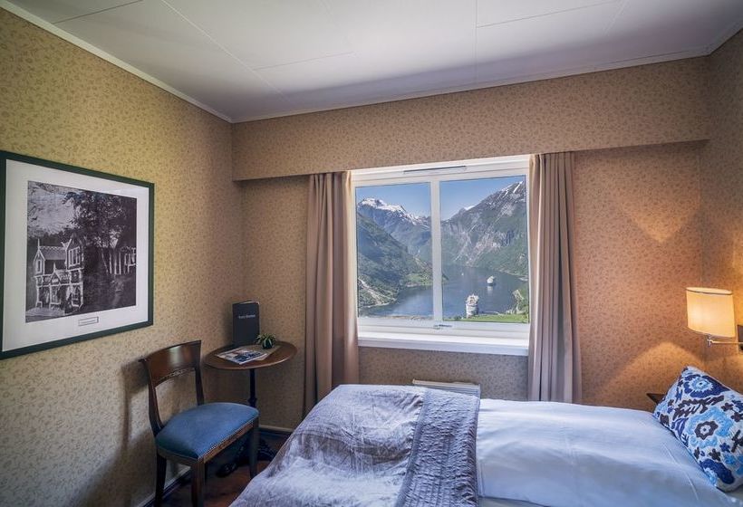 Hotel Utsikten | Stranda | More og Romsdal | Norway 6