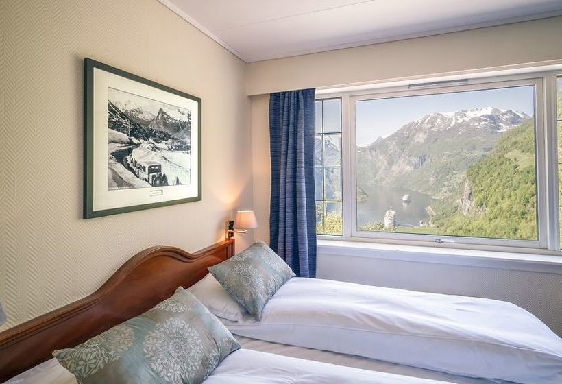 Hotel Utsikten | Stranda | More og Romsdal | Norway 9