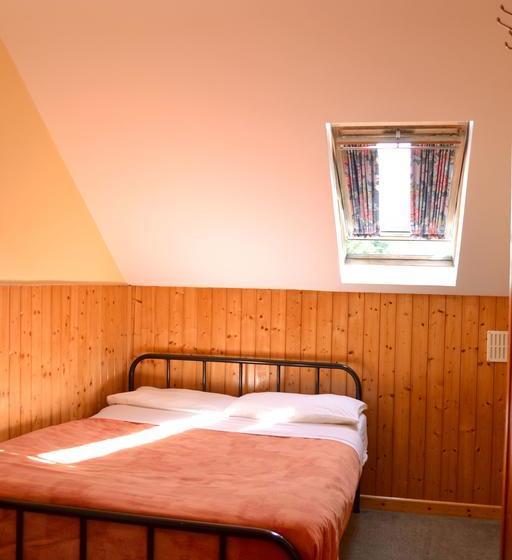 Hostel Oughterard Hotel & Angling Centre | Oughterard | Galway | Ireland 12