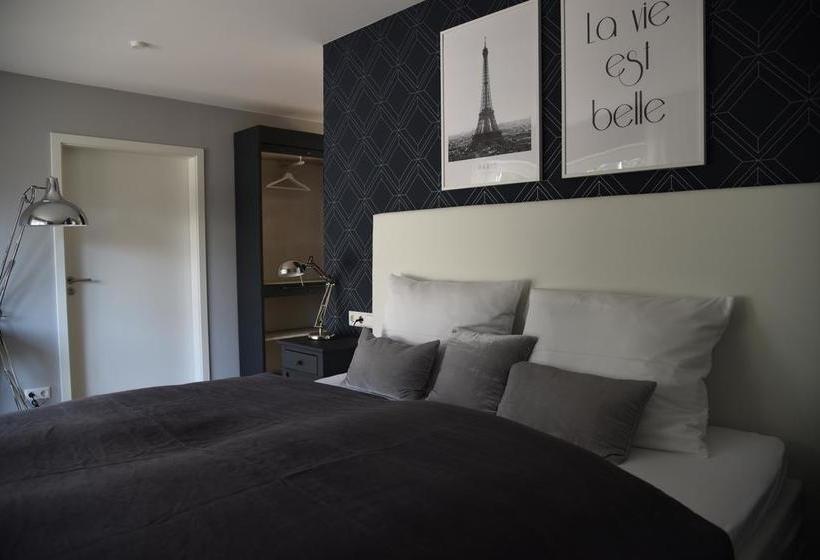 B & B Villa Dahlia 12