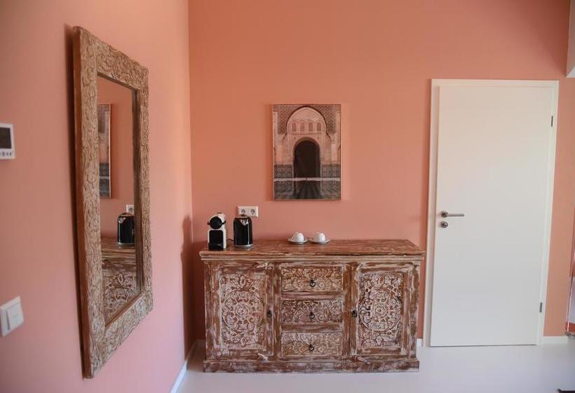 B & B Villa Dahlia 7